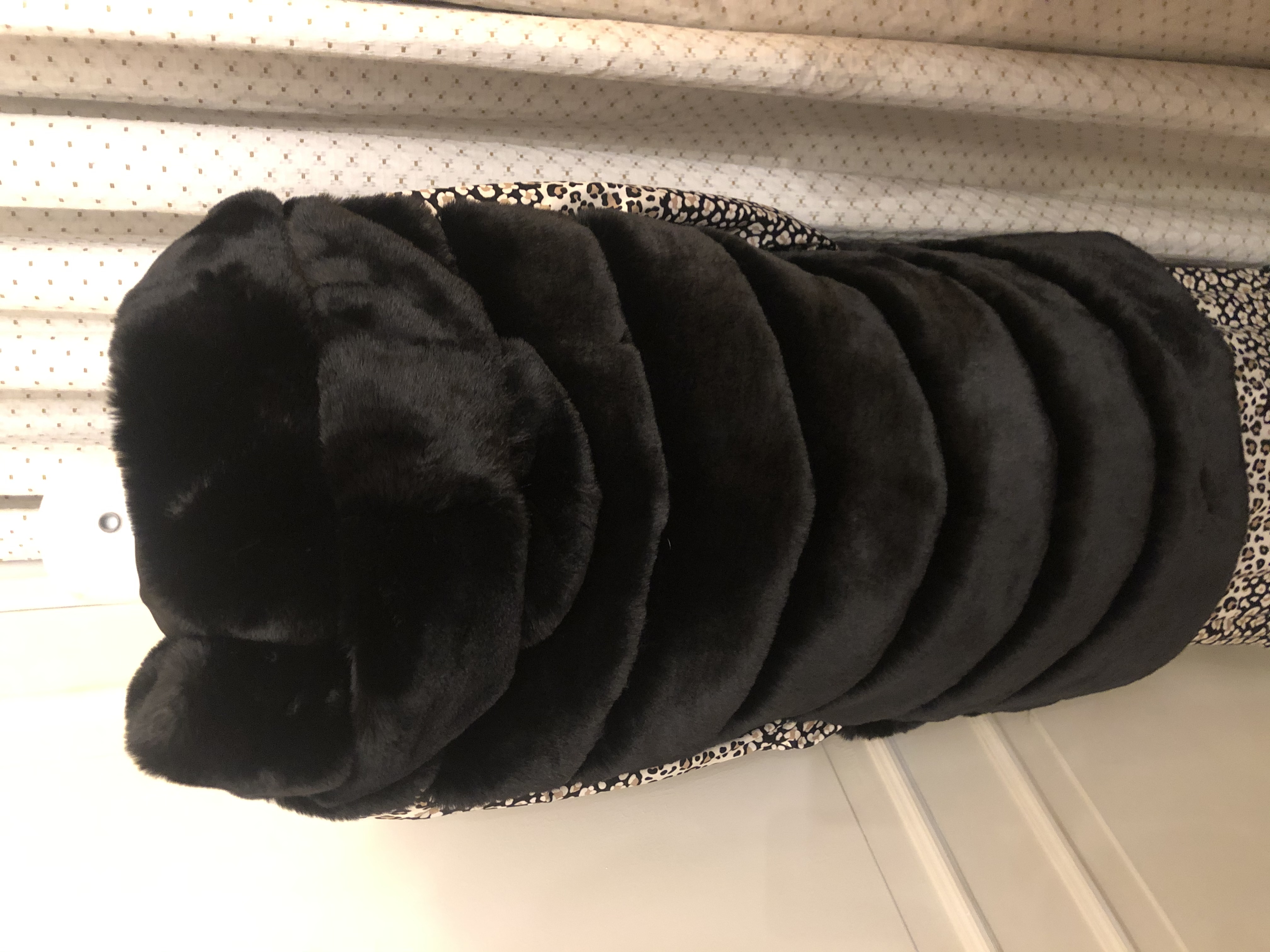 bodywarmer teddy bont met kap zwart