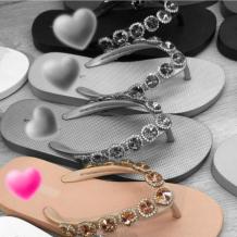 slippers met ronde diamantjes zalmkleur