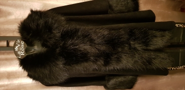 Poncho of cape zwart  met zwart imitatiebont